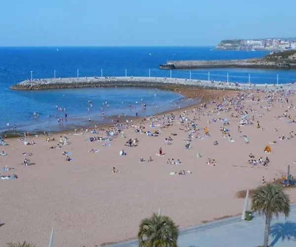 Arbeyal Playa 아파트